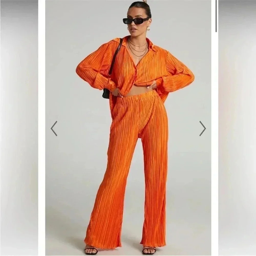 Showpo Beca Plisse Pants Flared Pleated Bright Orange Sz 4